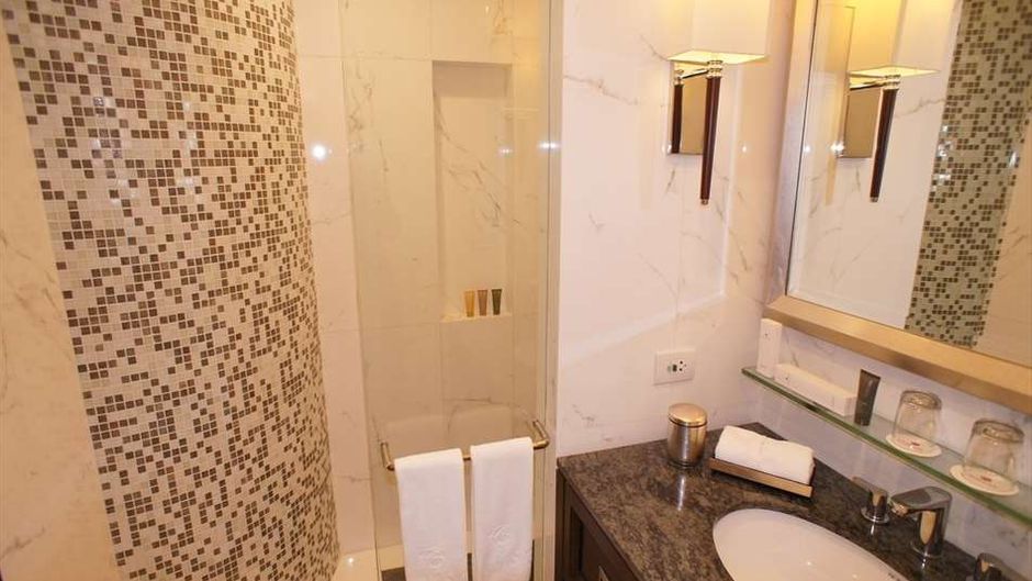 Quest Plus Conference Center, Manila Suite