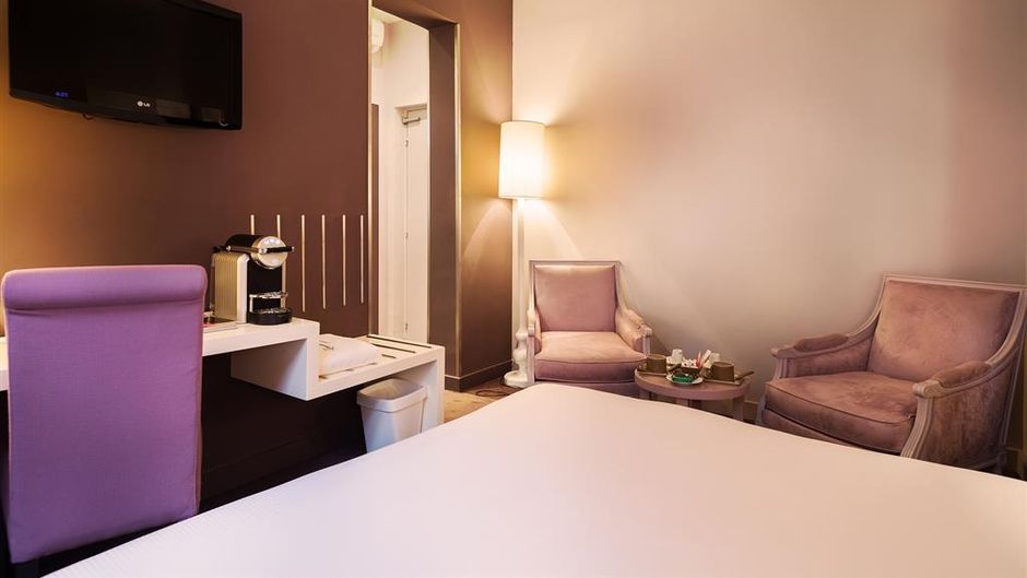 Hotel Chambellan Morgane Room