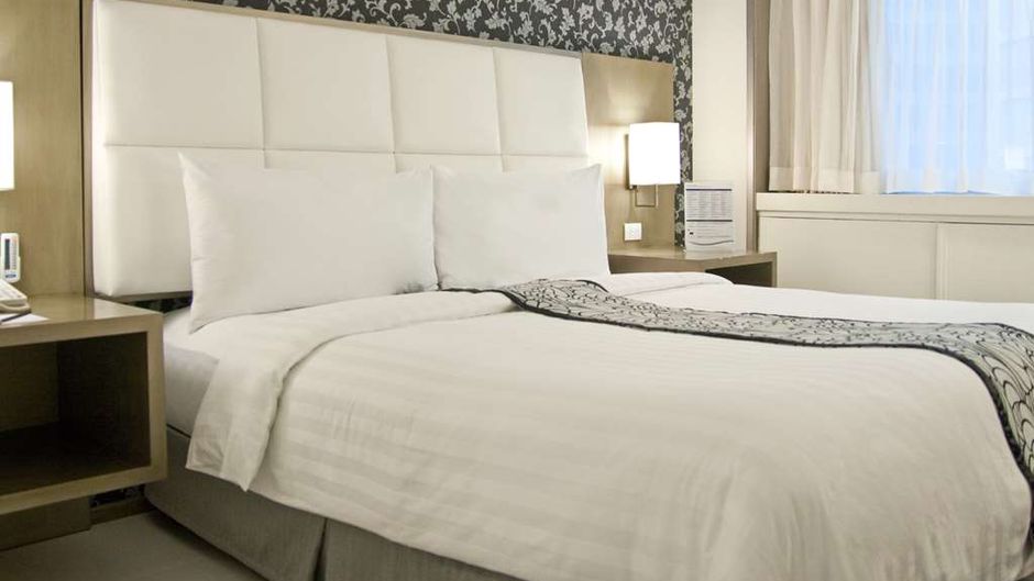 Quest Hotel & Conference Center - Cebu Room