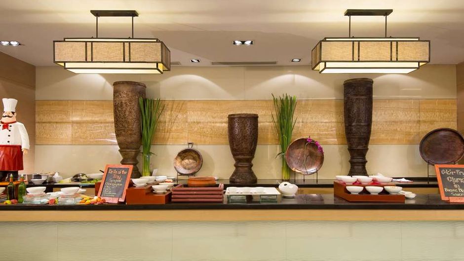Quest Hotel & Conference Center - Cebu Restaurant
