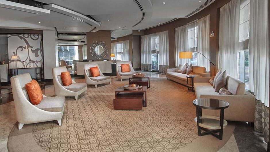 Quest Hotel & Conference Center - Cebu Lobby