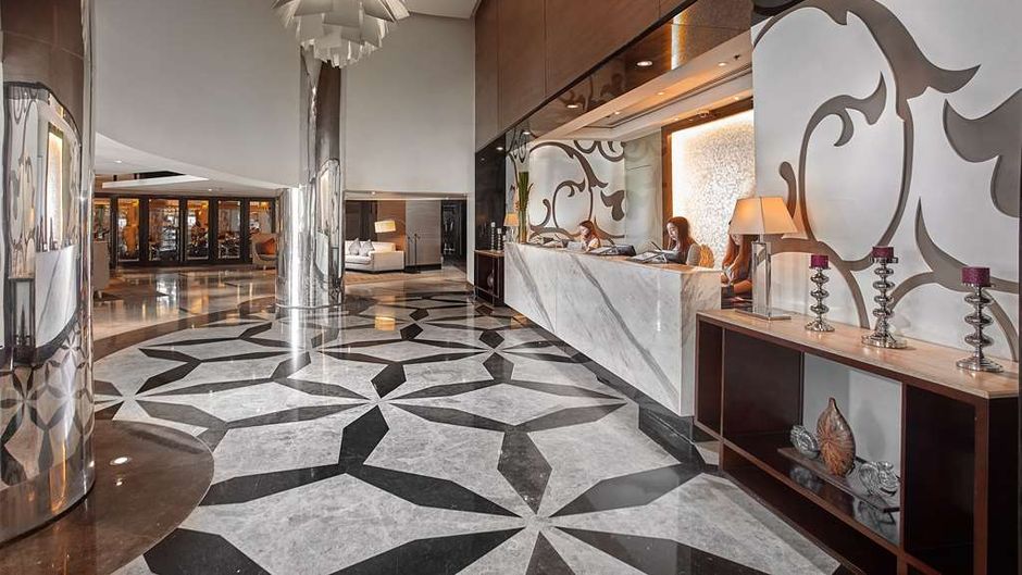 Quest Hotel & Conference Center - Cebu Lobby