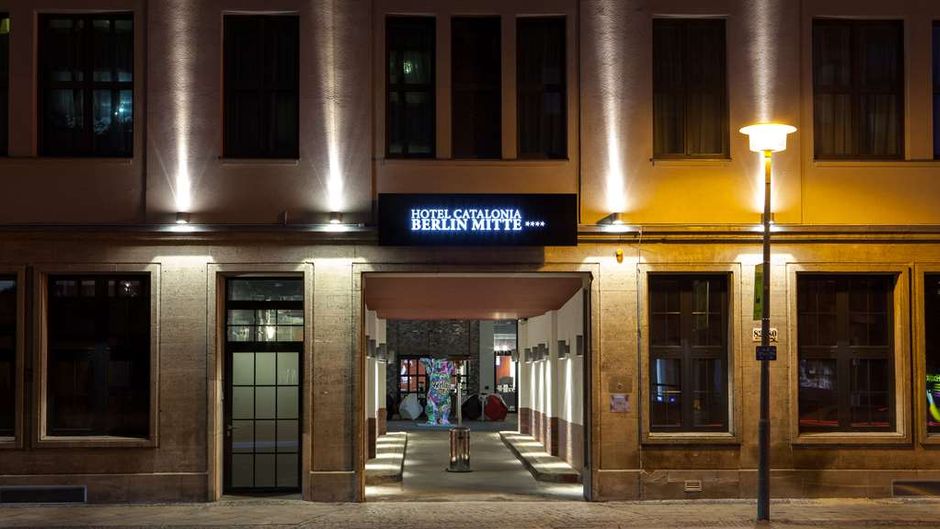 Catalonia Berlin Mitte Hotel Exterior
