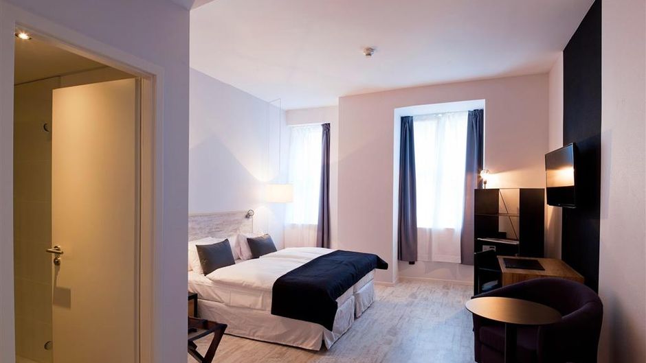 Catalonia Berlin Mitte Hotel Room