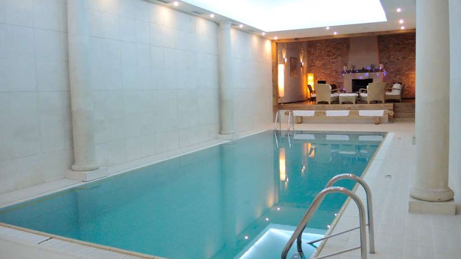 Grand Hotel Ukraine Pool
