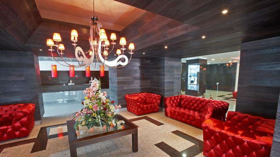 Intourist Zaporizhzhia Lobby