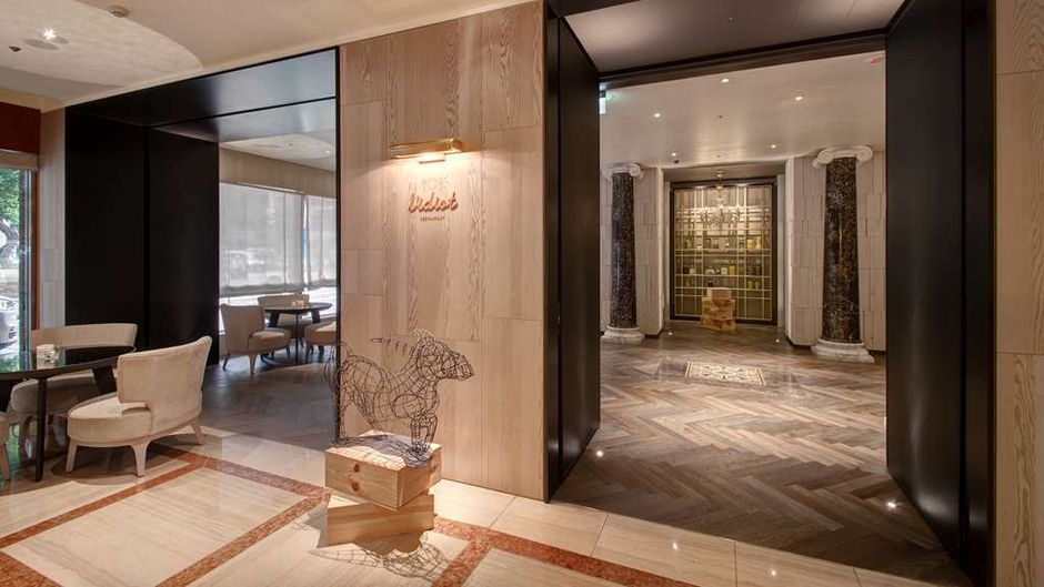 Gloria Prince Hotel Restaurant