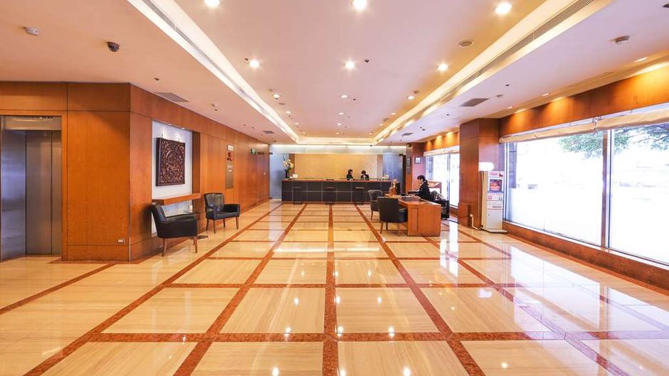 Gloria Prince Hotel Lobby