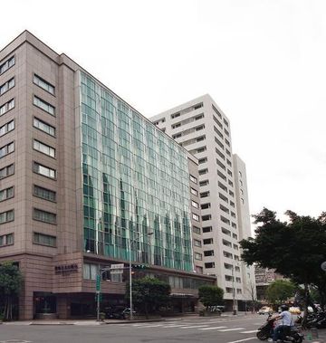 Gloria Prince Hotel