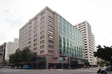 Gloria Prince Hotel