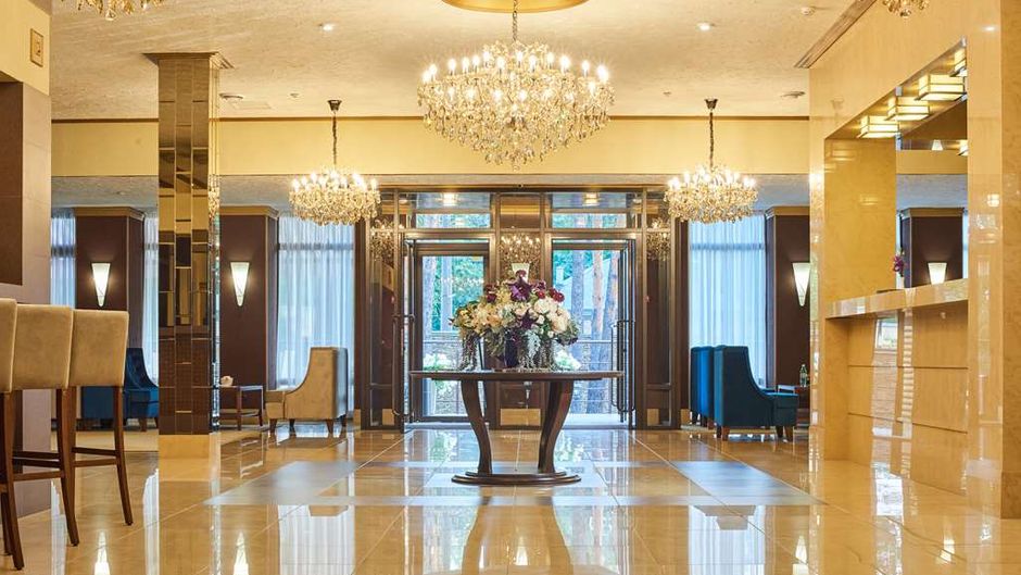 City Holiday Resort & Spa Lobby