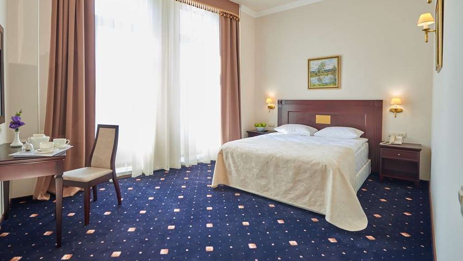 City Holiday Resort & Spa Room