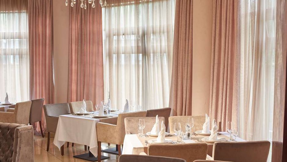 City Holiday Resort & Spa Restaurant