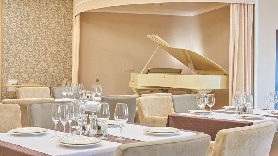 City Holiday Resort & Spa Restaurant