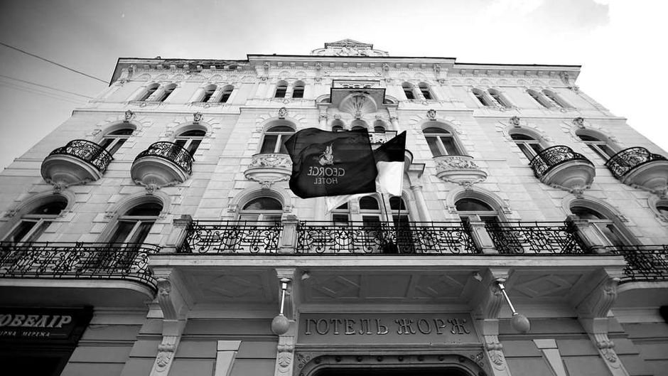 George Hotel Exterior