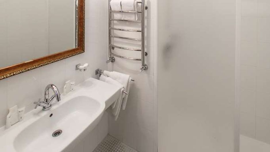 George Hotel Room