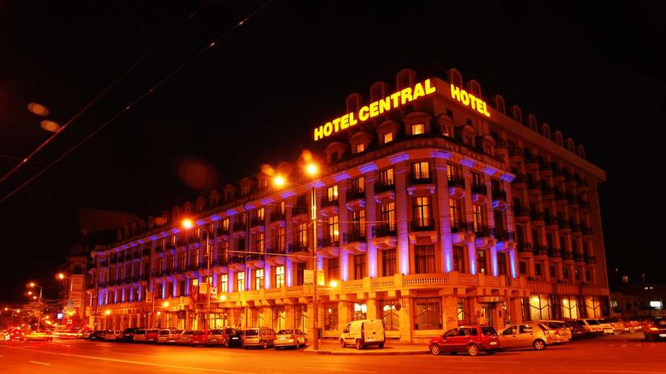 Central Hotel Exterior