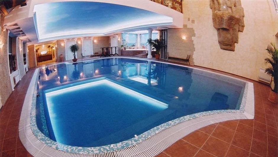 Tsunami Spa Hotel Pool
