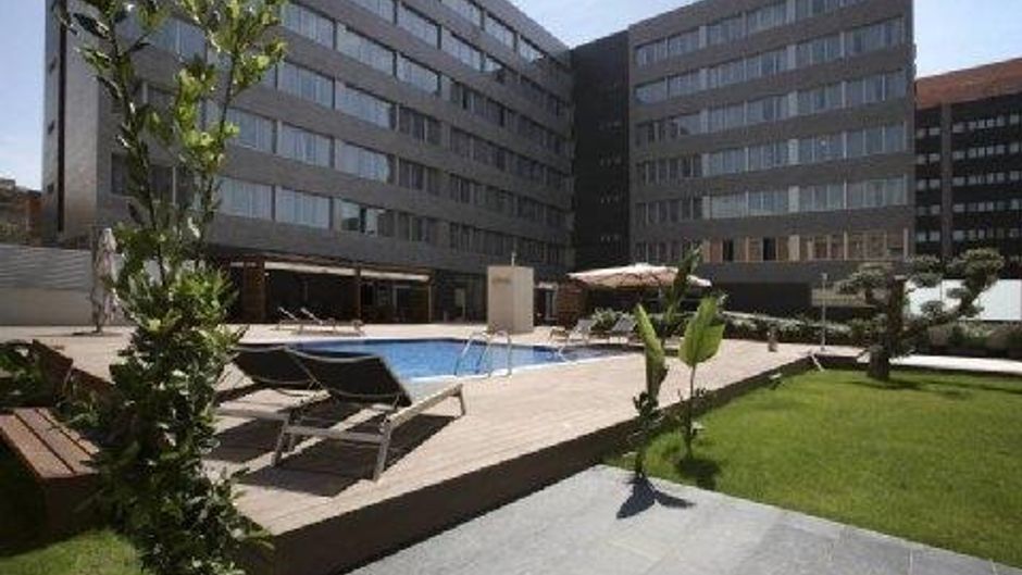 Villa Olimpica Suites Hotel Barcelona Pool
