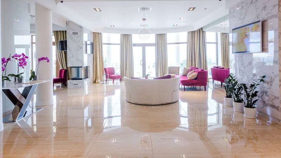 Panorama De Luxe Hotel Lobby
