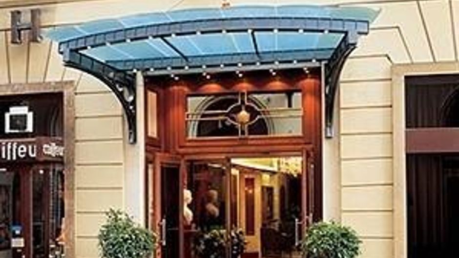 Hotel Kaiserin Elisabeth Exterior