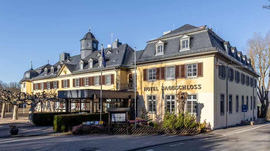 TOP Jagdschloss Niederwald Exterior