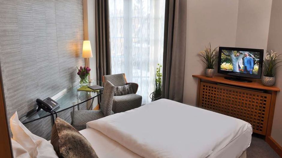 TOP CityLine Hotel Eggers Room