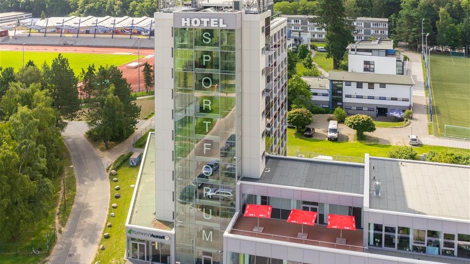 TOP EMBRACE HotelSportforum Exterior
