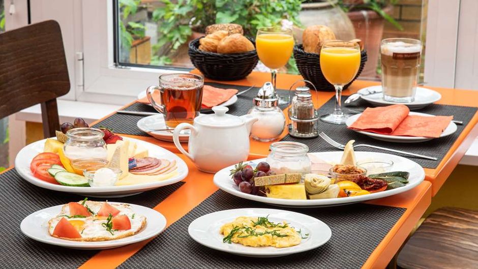 TOP EMBRACE Hotel Grenzfall Berlin Mitte Restaurant
