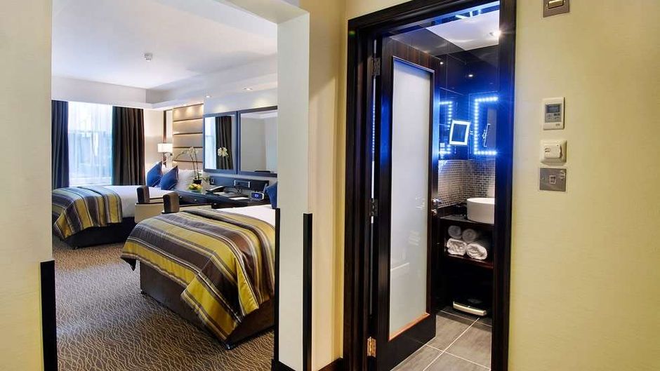 Park Grand London Marble Arch Room