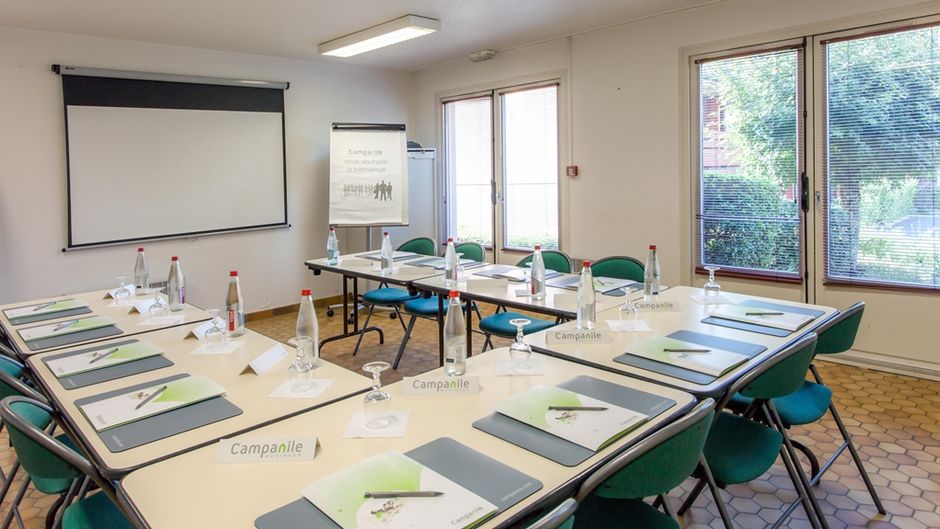 Campanile D'Aurillac Meeting