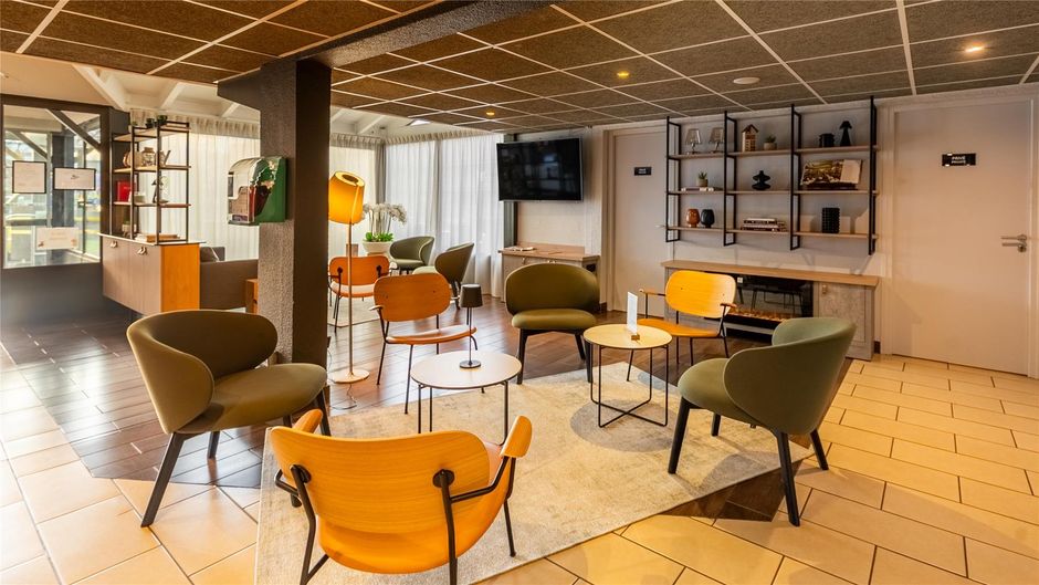 Hotel Campanile Bordeaux Nord - Le Lac Lobby
