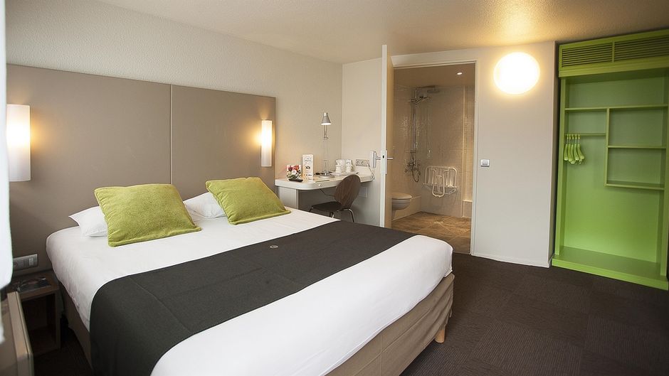 Hotel Campanile Bourges North Room