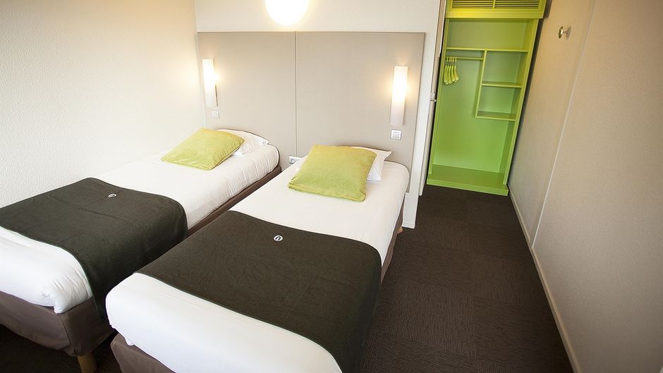 Hotel Campanile Bourges North Room