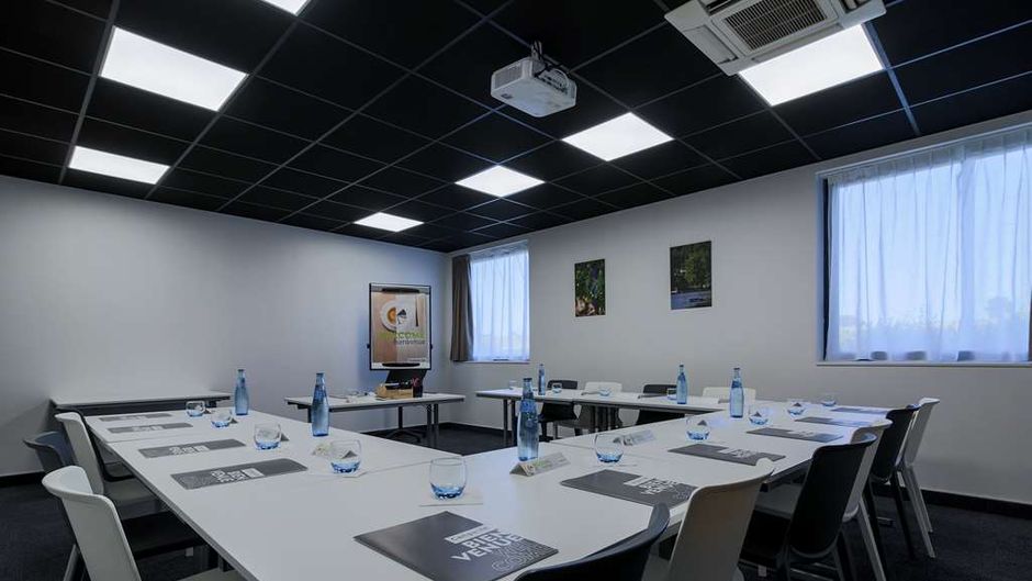 Campanile Carcassonne Est - La Cite Meeting