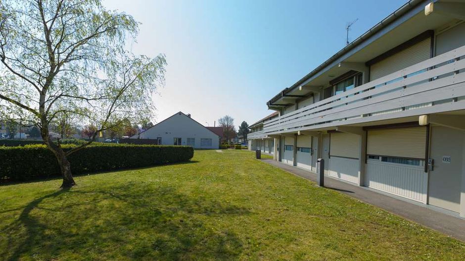 Kyriad Chantilly South Luzarches Exterior