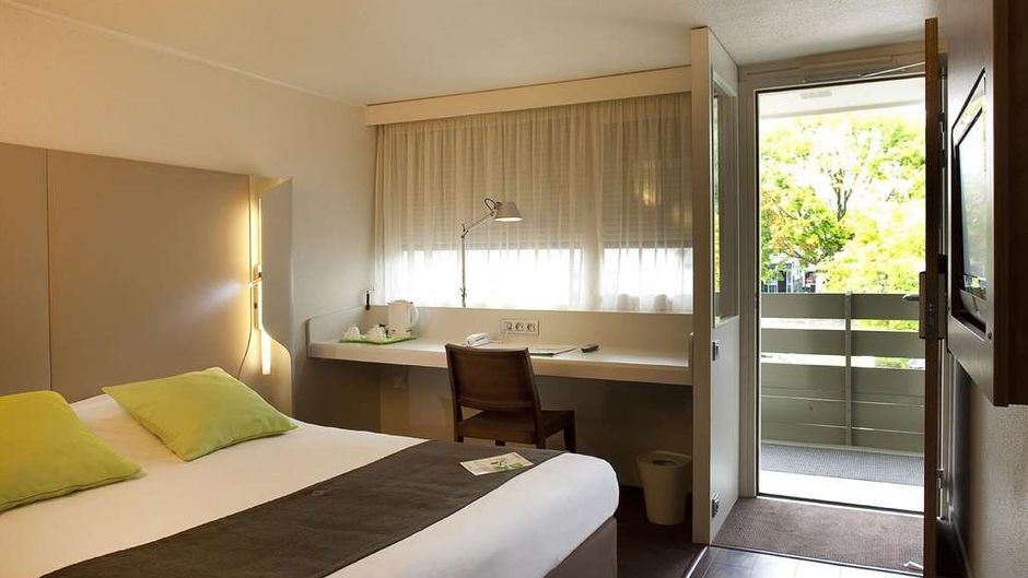 Campanile Hotel Room