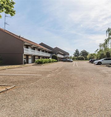 Campanile Hotel Airport