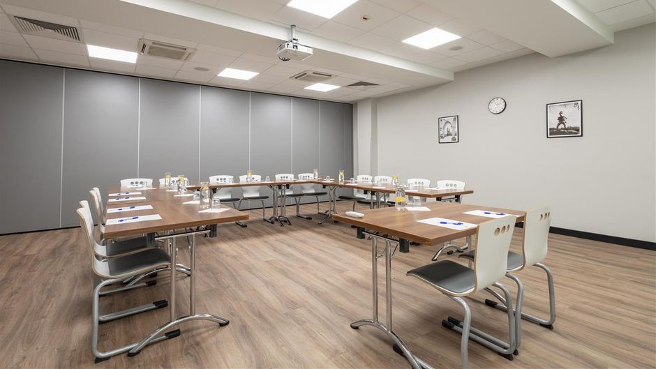 Campanile Hotel Meeting