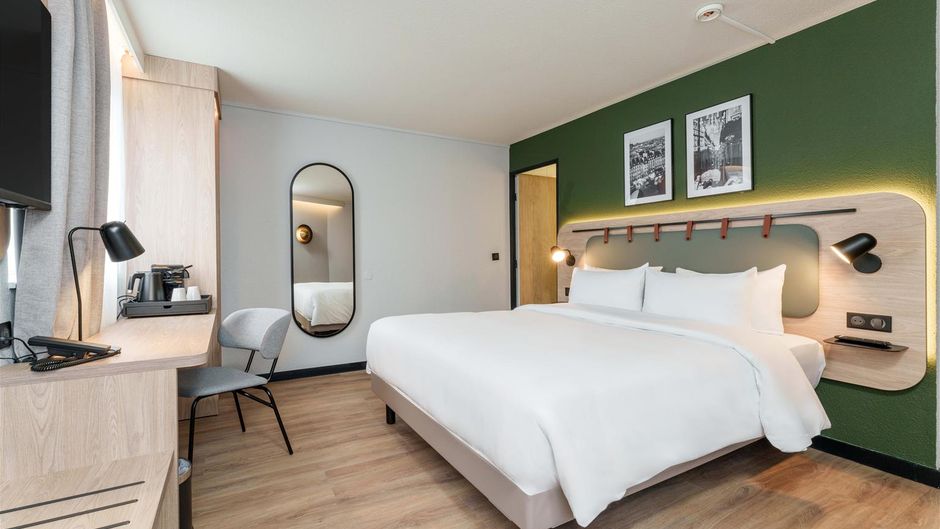 Campanile Hotel Room
