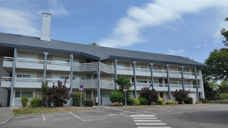 Campanile Dijon North Exterior