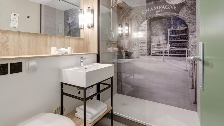 Campanile Epernay dizy Suite