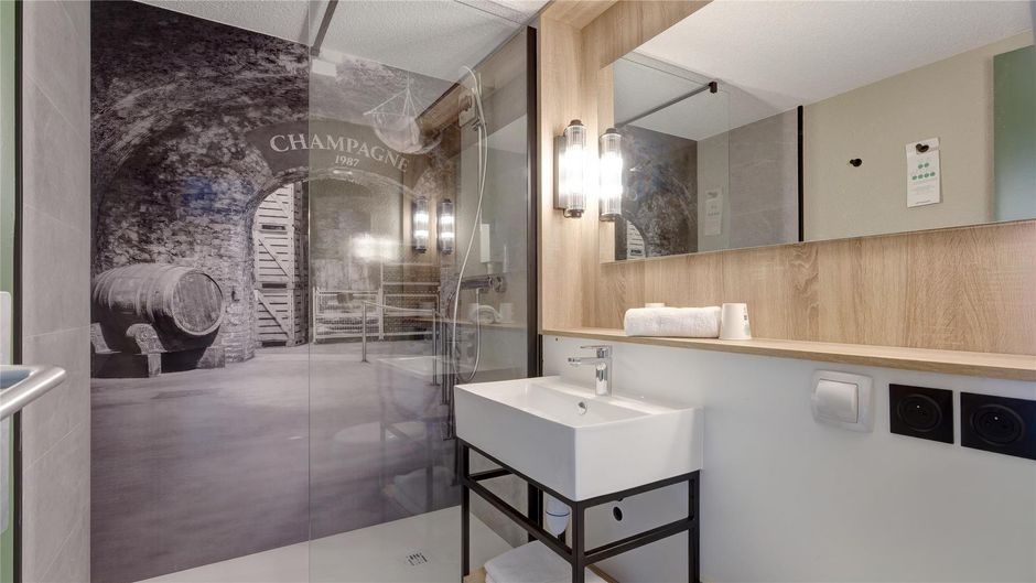 Campanile Epernay dizy Suite