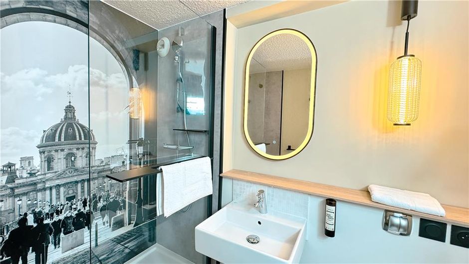 Hotel Campanile Epinay-sur-Orge Room