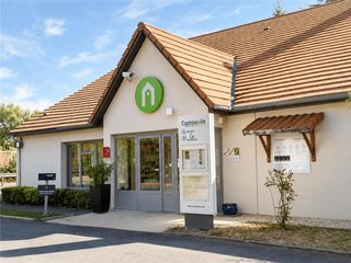 Hotel Campanile Evry Est