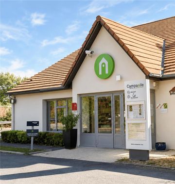 Hotel Campanile Evry Est
