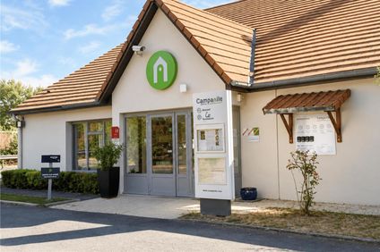 Hotel Campanile Evry Est