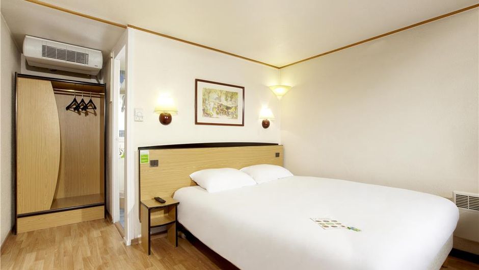 Campanile Grenoble Nord - Moirans Room