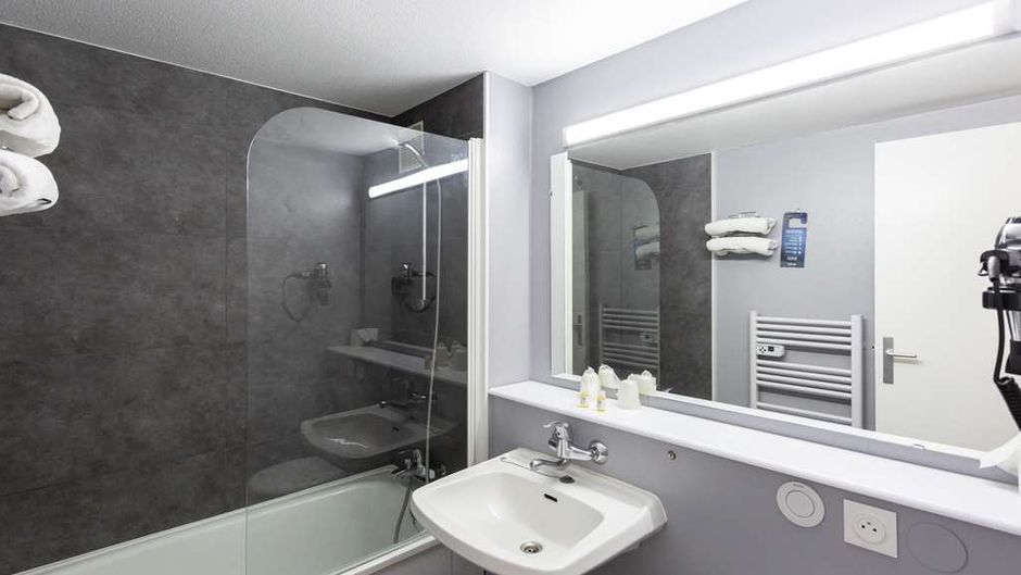 Hotel Kyriad Issoudun Room
