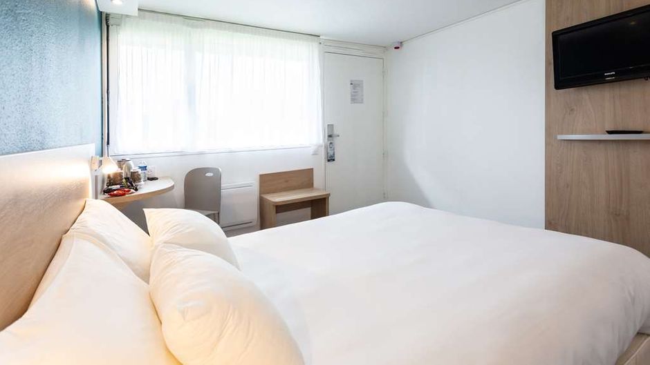Hotel Kyriad Issoudun Room